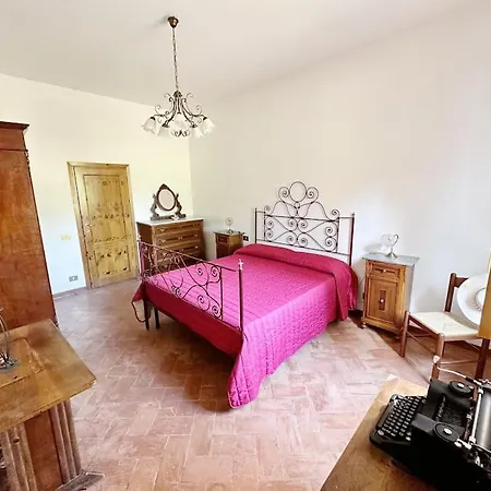 Lägenhet Casale Di Valle Mora San Gimignano